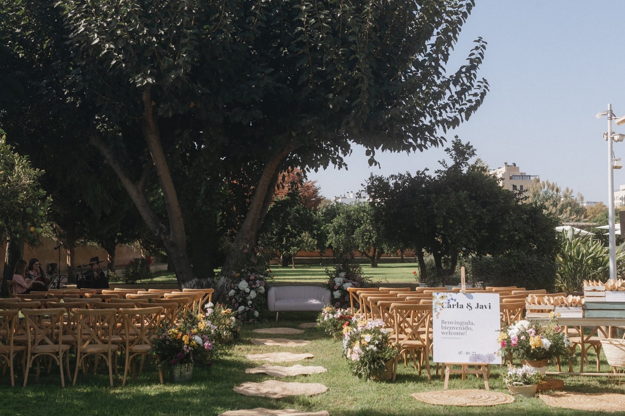Jardín de Lucía en la masía La Huerta by Bonho